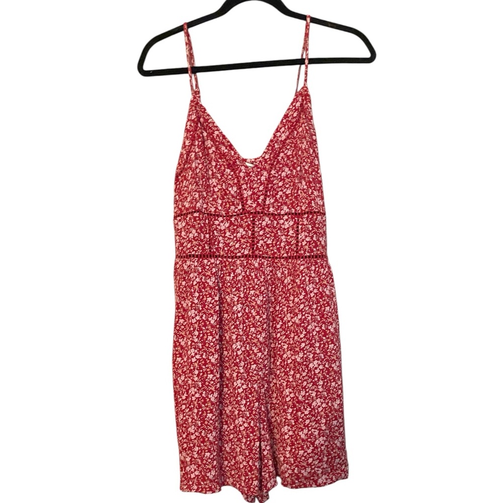 T93 American Eagle Outfitters Size Small Red Floral Spaghetti Strap Romper
